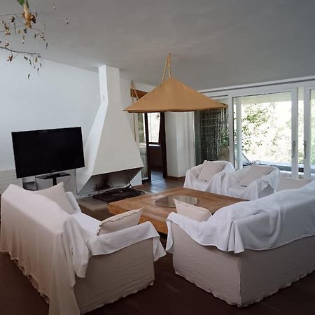Isla Privada En Cadaques De Ensueno Con 11 Habitaciones Dobles Con Bano Privado Y Piscina Ngoại thất bức ảnh