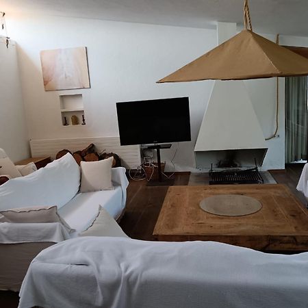 Isla Privada En Cadaques De Ensueno Con 11 Habitaciones Dobles Con Bano Privado Y Piscina Ngoại thất bức ảnh