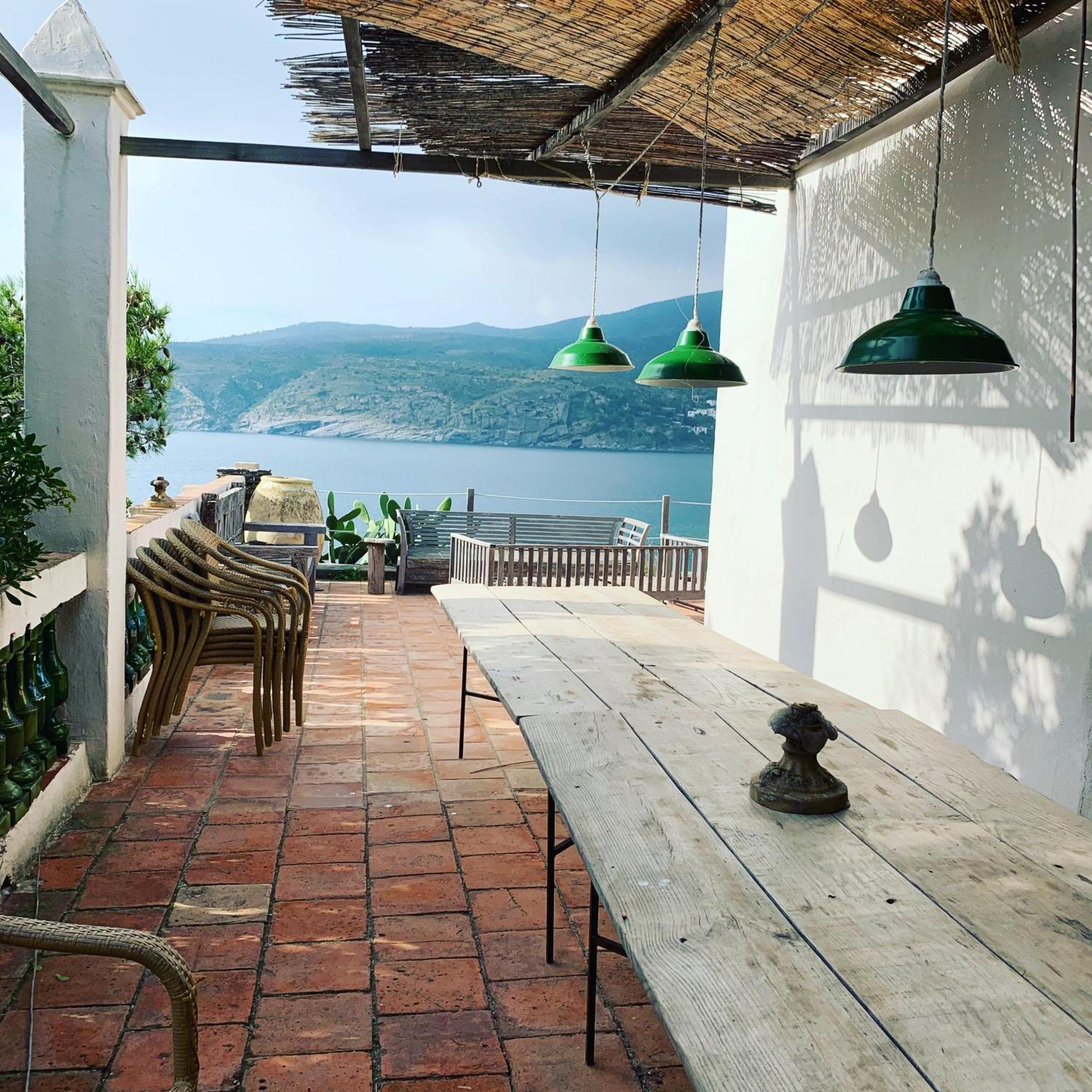 Isla Privada En Cadaques De Ensueno Con 11 Habitaciones Dobles Con Bano Privado Y Piscina Ngoại thất bức ảnh