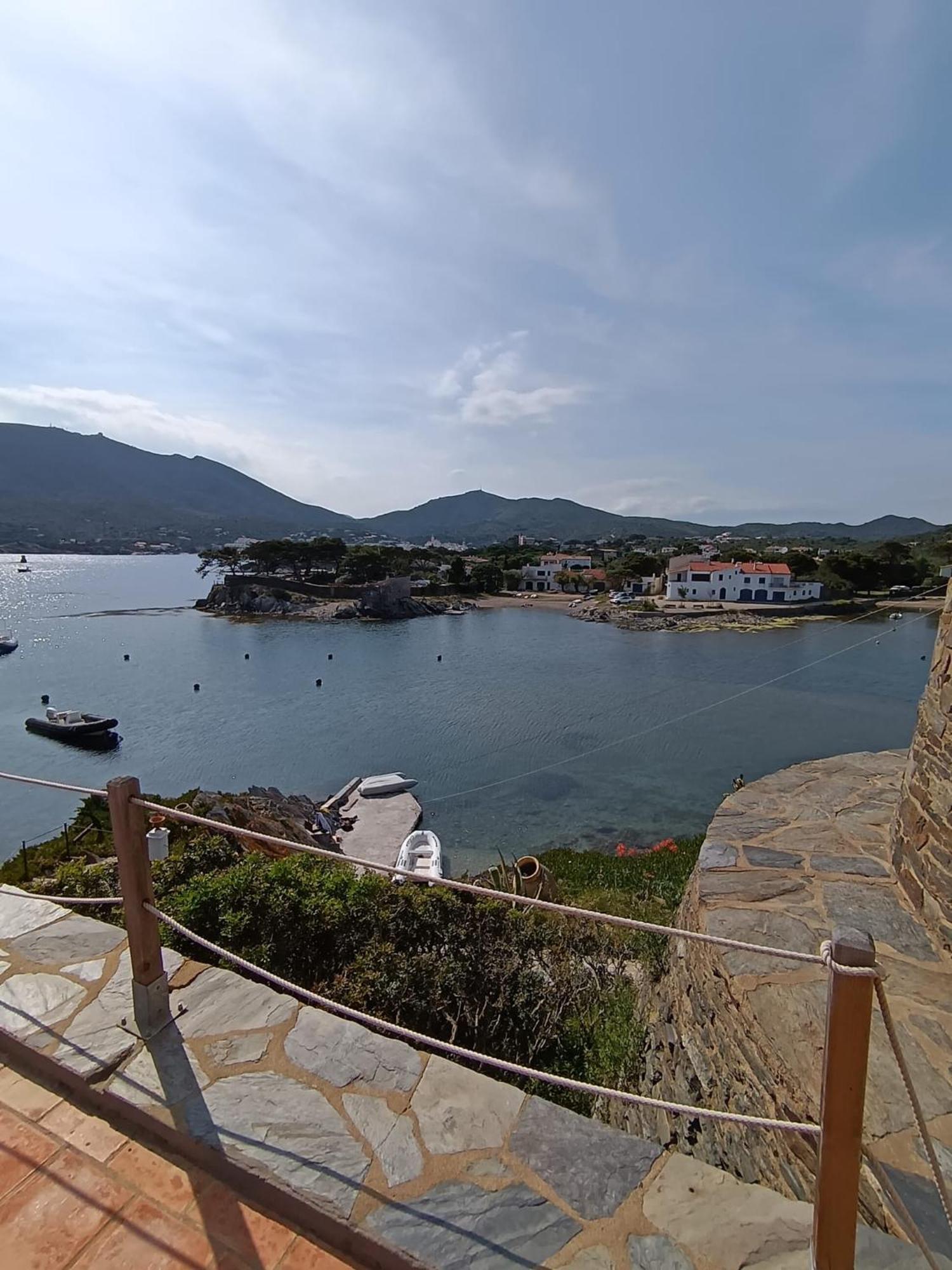 Isla Privada En Cadaques De Ensueno Con 11 Habitaciones Dobles Con Bano Privado Y Piscina Ngoại thất bức ảnh